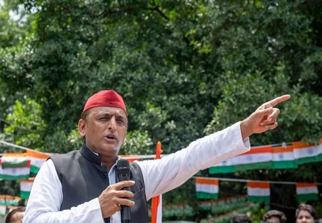 Akhilesh Yadav's focus will now be on the politics of Uttar Pradesh, ready for a fierce confrontation with the government