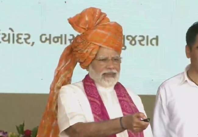 PM Narendra Modi inaugurated Banas Dairy's new premises and Potato Processing Unit in Banaskantha