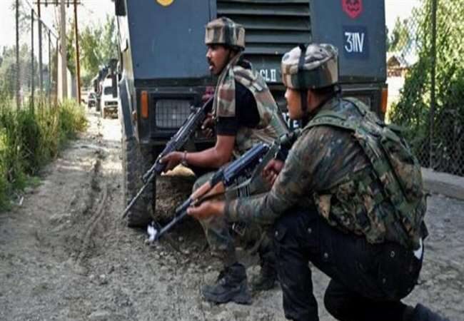 Two terrorists of Gajwatul Hind and Lashkar killed in Awantipora encounter, weapons were also recovered from the encounter site