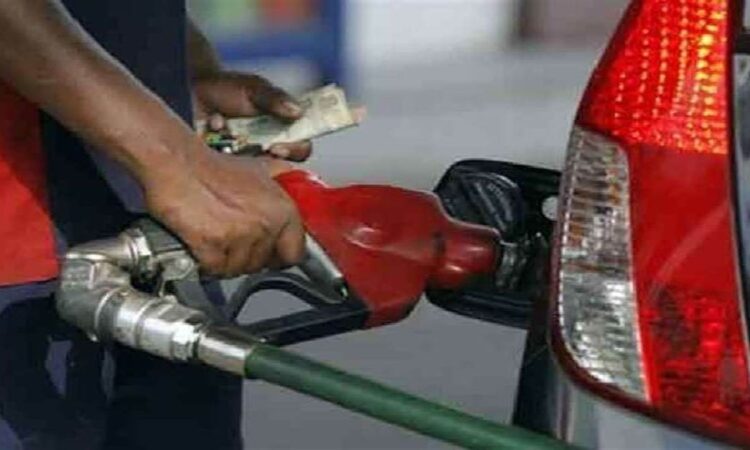 Petrol and diesel costlier by Rs 30 in Pakistan